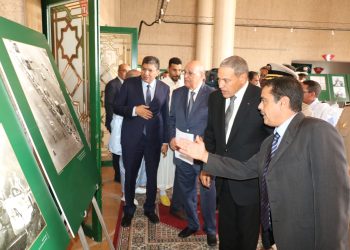 العيون.. معرض صور تاريخية يسترجع أبرز محطات ملحمة ثورة الملك والشعب