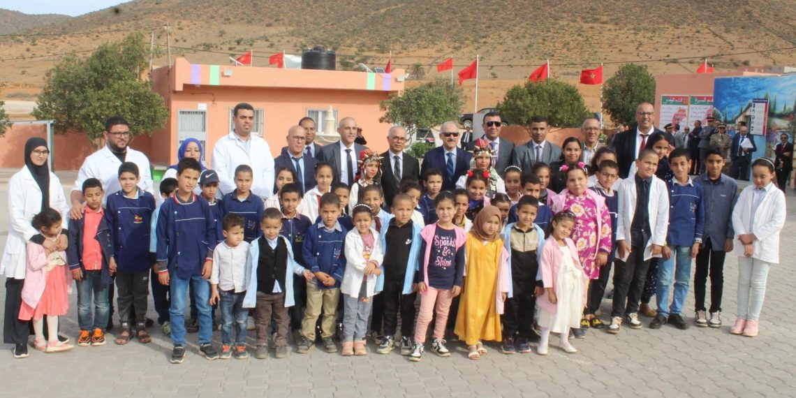 السيد بنموسى يقوم بزيارة تفقدية للمدرسة الابتدائية الواحة المنخرطة في مشروع "مؤسسات الريادة"بمدينة كلميم
